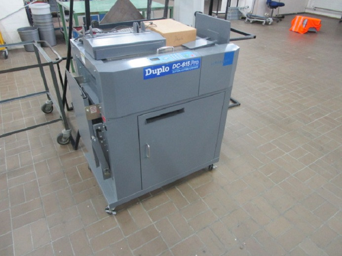 FINISHER FÜR DIGITALEN FARBDRUCK DUPLO DC-615 PRO (nur schneiden) - Printing machinery: picture 2 FINISHER FÜR DIGITALEN FARBDRUCK DUPLO DC-615 PRO (nur schneiden) - Printing machinery: picture 2