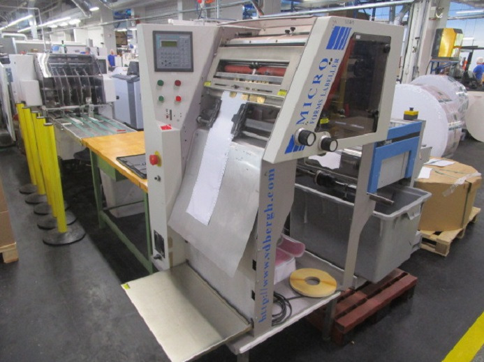MICRO-FORMS LABELLER 18S (Klebt Etiketten auf Bogen) - Printing machinery: picture 1 MICRO-FORMS LABELLER 18S (Klebt Etiketten auf Bogen) - Printing machinery: picture 1