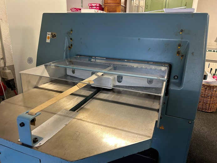 WOHLENBERG 76 - Paper cutting machine: picture 3 WOHLENBERG 76 - Paper cutting machine: picture 3