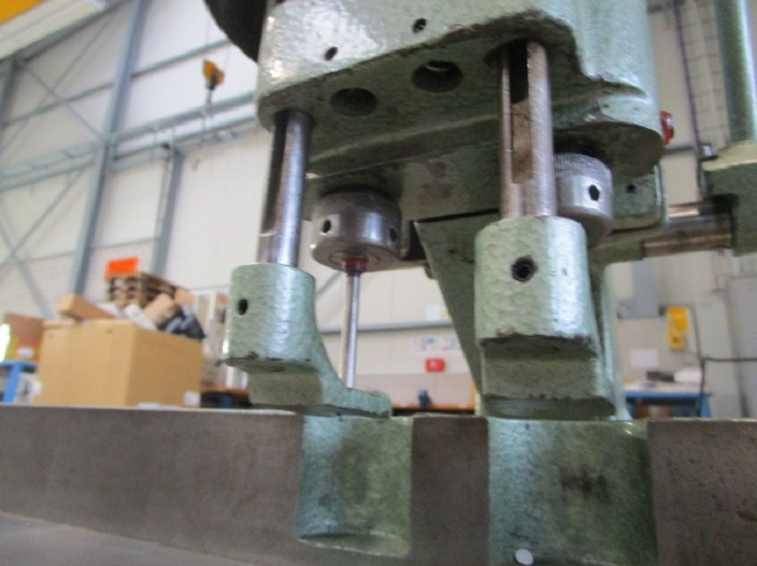 ZWEISPINDELBOHRMASCHINE HANG 136 D - Printing machinery: picture 3 ZWEISPINDELBOHRMASCHINE HANG 136 D - Printing machinery: picture 3