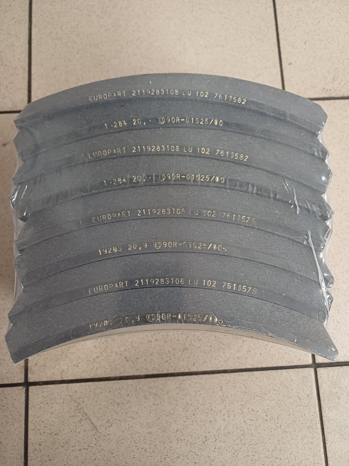 SAF - Brake shoes: picture 3 SAF - Brake shoes: picture 3