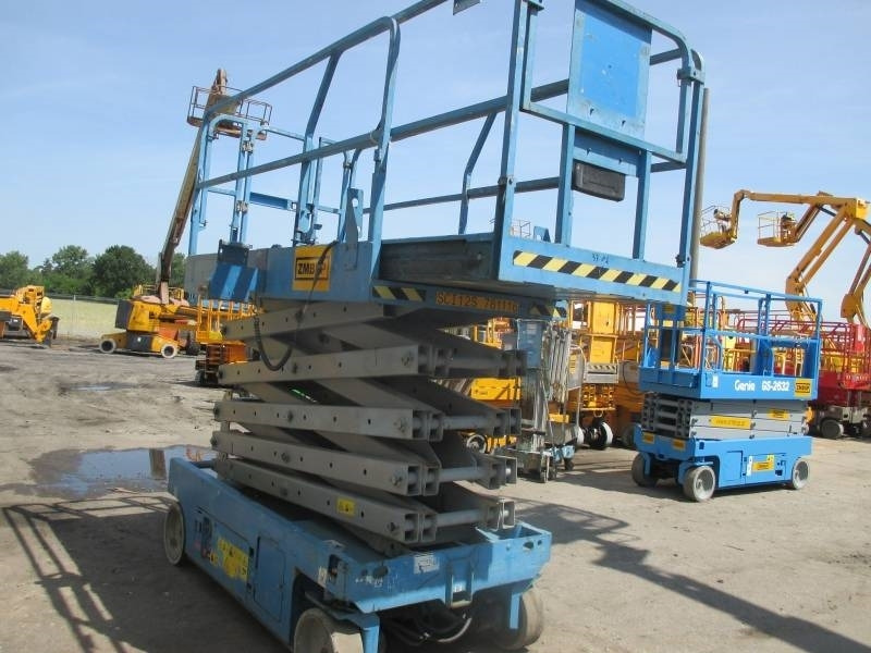 Genie GS 3246 - Scissor lift: picture 4 Genie GS 3246 - Scissor lift: picture 4