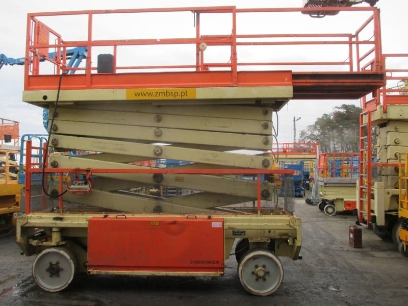 JLG Liftlux 180-12 - Scissor lift: picture 3 JLG Liftlux 180-12 - Scissor lift: picture 3