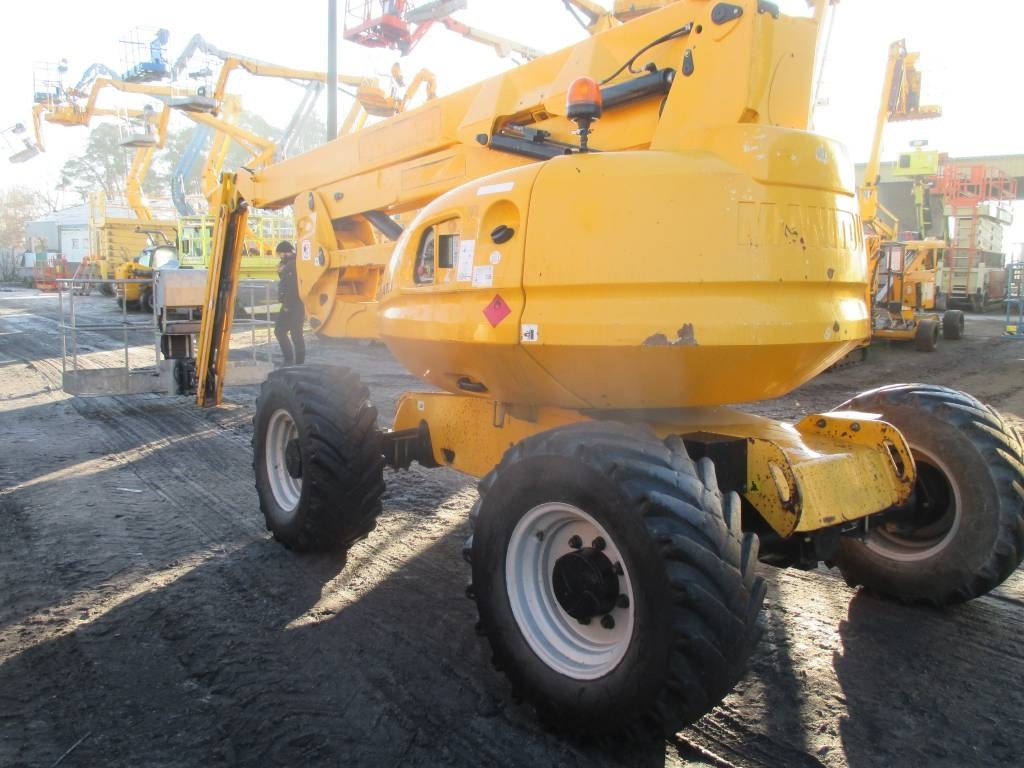 Manitou 200 ATJ - Articulated boom: picture 5 Manitou 200 ATJ - Articulated boom: picture 5