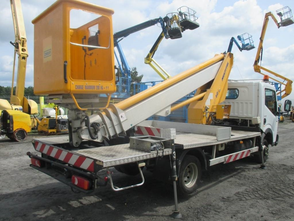 Multitel MT 202 DS - Truck mounted aerial platform: picture 3 Multitel MT 202 DS - Truck mounted aerial platform: picture 3