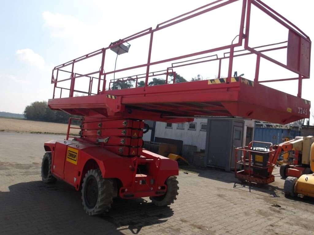 PB Lifttechnik PB S151-19 E 4x4 - Scissor lift: picture 4 PB Lifttechnik PB S151-19 E 4x4 - Scissor lift: picture 4