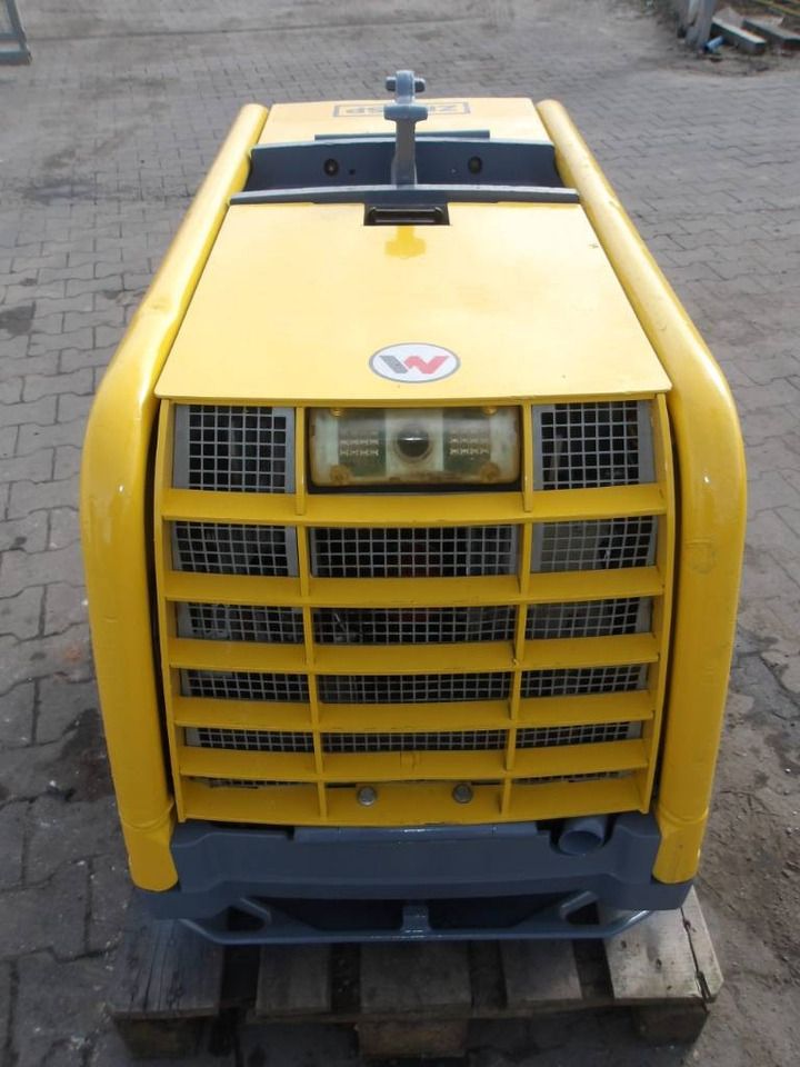 Wacker Neuson DPU 80r - Compactor: picture 3 Wacker Neuson DPU 80r - Compactor: picture 3