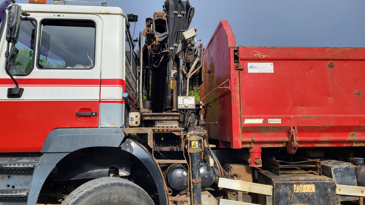 Tipper for transportation of bulk materials MAN 33.414 6X6 HIAB 102 33.414: picture 7