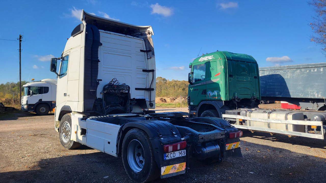 VOLVO FH 12 460 - Tractor unit: picture 5 VOLVO FH 12 460 - Tractor unit: picture 5
