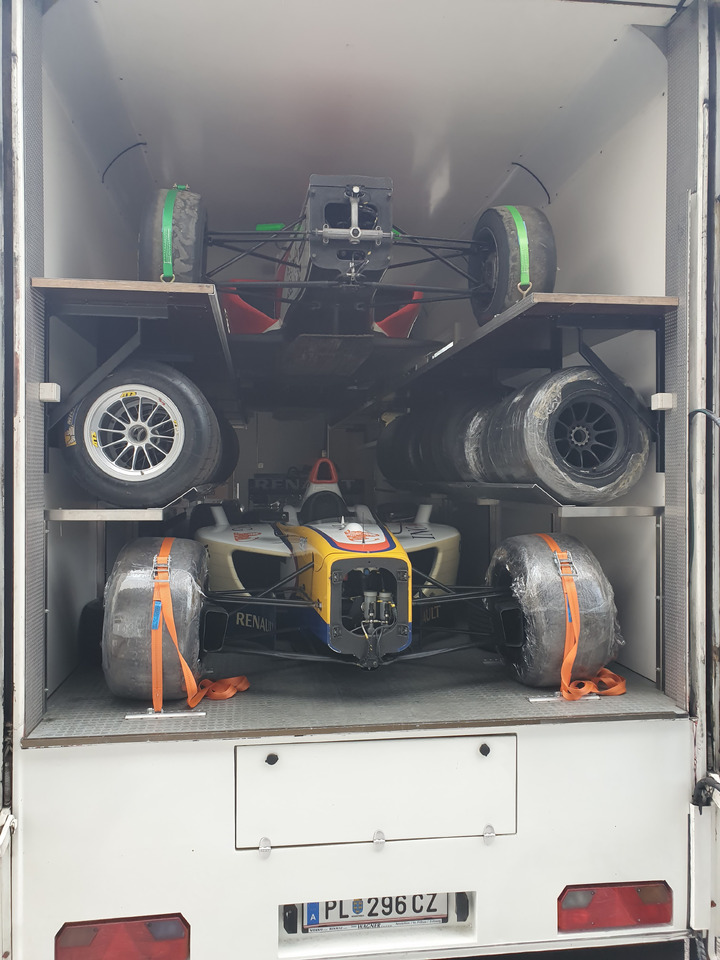 Racetransporter Achleitner 2 SNK 25 - Autotransporter semi-trailer: picture 4 Racetransporter Achleitner 2 SNK 25 - Autotransporter semi-trailer: picture 4