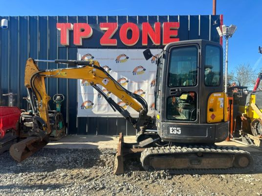 Bobcat E35 à 22 500€ HT - Mini excavator: picture 2 Bobcat E35 à 22 500€ HT - Mini excavator: picture 2