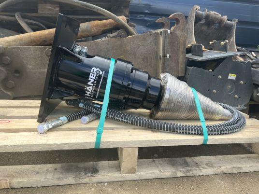 Fendeuse à bois pour minipelle - Log splitter: picture 1 Fendeuse à bois pour minipelle - Log splitter: picture 1