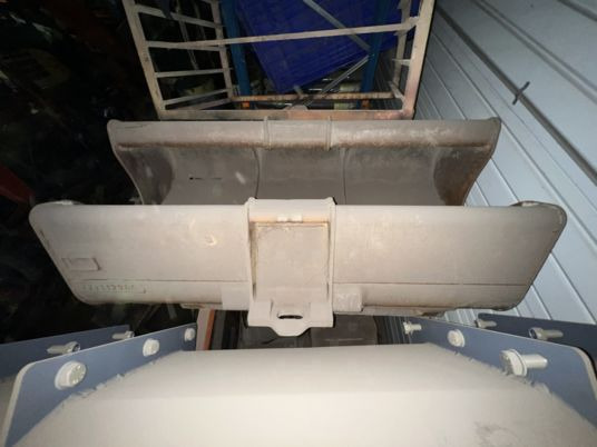 Godet curage Arden QA10 - QA11 - Excavator bucket: picture 1 Godet curage Arden QA10 - QA11 - Excavator bucket: picture 1