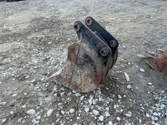 Godet de terrassement jcb - 550€ NET - Excavator bucket: picture 4 Godet de terrassement jcb - 550€ NET - Excavator bucket: picture 4