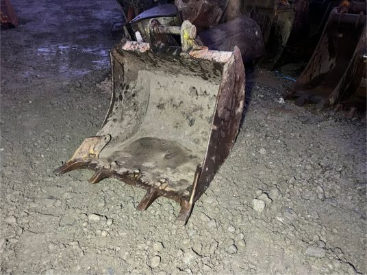 Godet de terrassement jcb - axe 45 mm - Excavator bucket: picture 2 Godet de terrassement jcb - axe 45 mm - Excavator bucket: picture 2