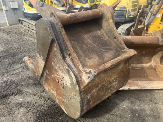 Godet de tranchée Arden pour pelle de 25 a 30 T - Excavator bucket: picture 3 Godet de tranchée Arden pour pelle de 25 a 30 T - Excavator bucket: picture 3