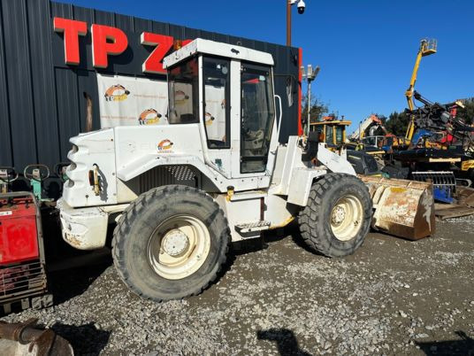 Venieri Case 421B à 13 500 € HT - Wheel loader: picture 4 Venieri Case 421B à 13 500 € HT - Wheel loader: picture 4
