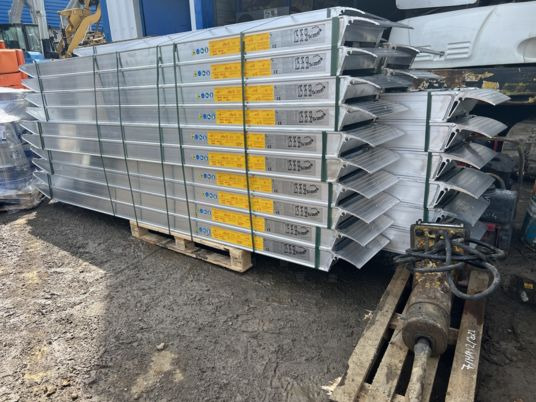 Rampes de chargement en alu neuves - Loading ramp: picture 1 Rampes de chargement en alu neuves - Loading ramp: picture 1