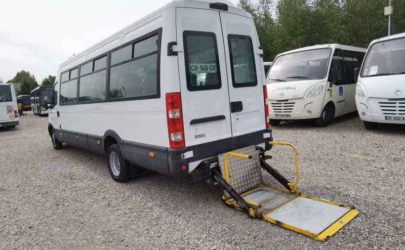 Suburban bus Iveco Daily 23 *NOWY SILNIK* 2 SZTUKI*, klima, winda: picture 20