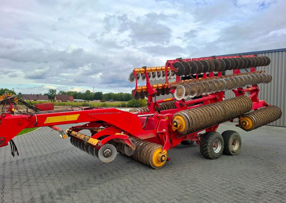 Väderstad Carrier 1225 XL 2011 rok , 12 metrów , Stan Bardzo Dobry - Soil tillage equipment: picture 1 Väderstad Carrier 1225 XL 2011 rok , 12 metrów , Stan Bardzo Dobry - Soil tillage equipment: picture 1