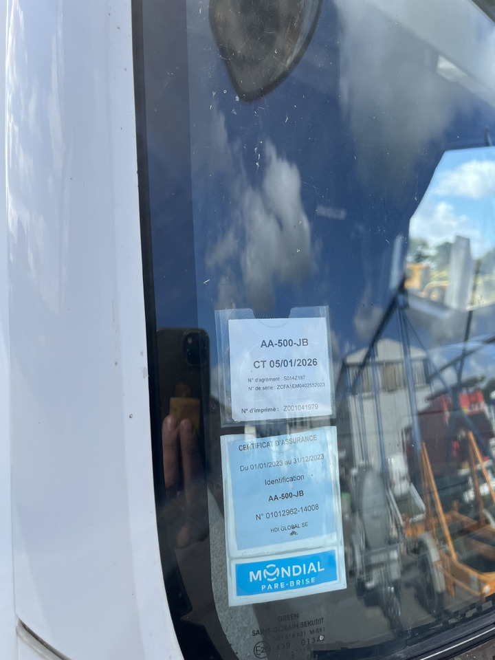 IVECO Eurocargo 120e28 - Box truck: picture 5 IVECO Eurocargo 120e28 - Box truck: picture 5