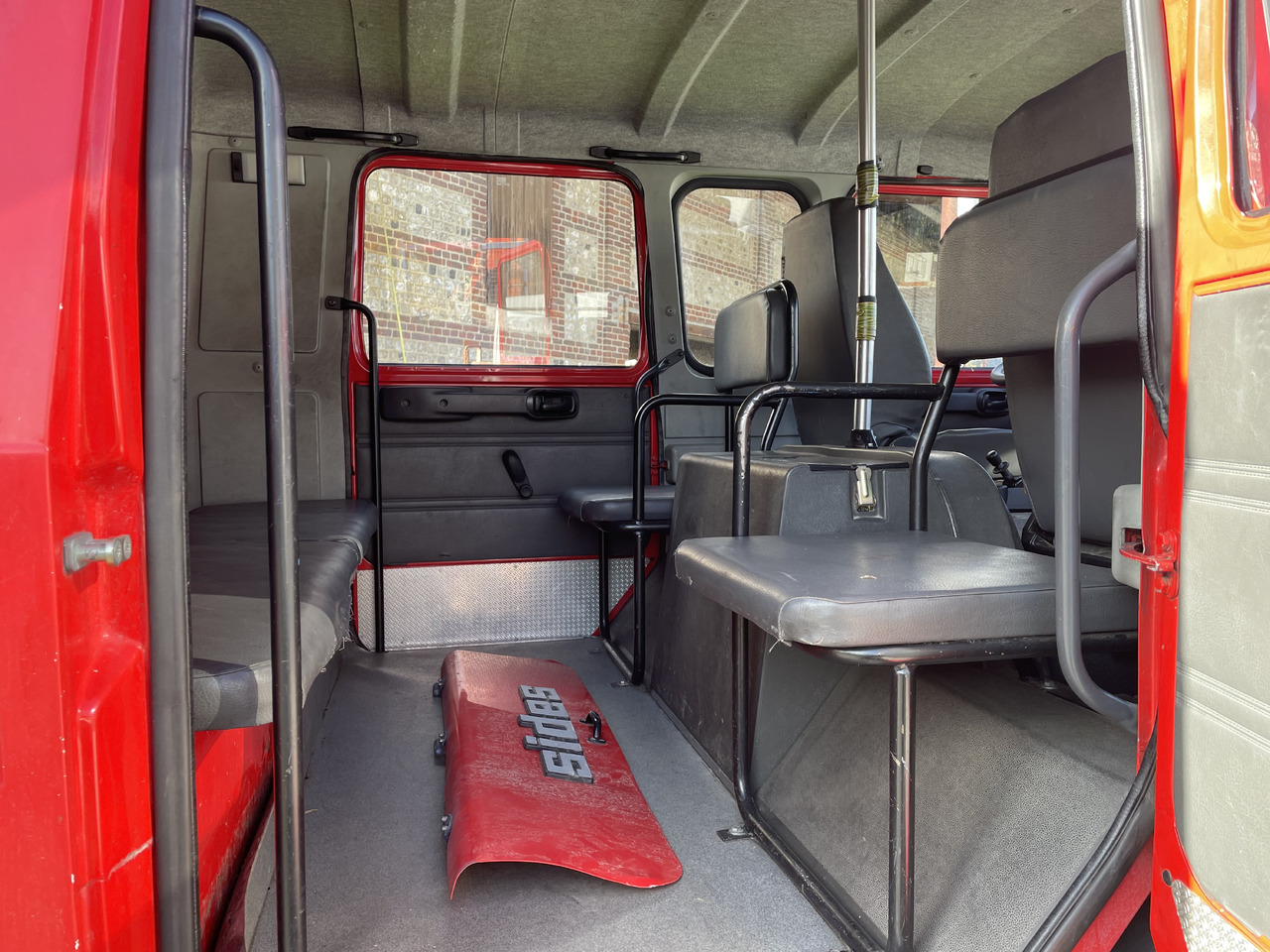 Fire truck Renault Midliner m210 fpt fourgon pompe tonne: picture 9