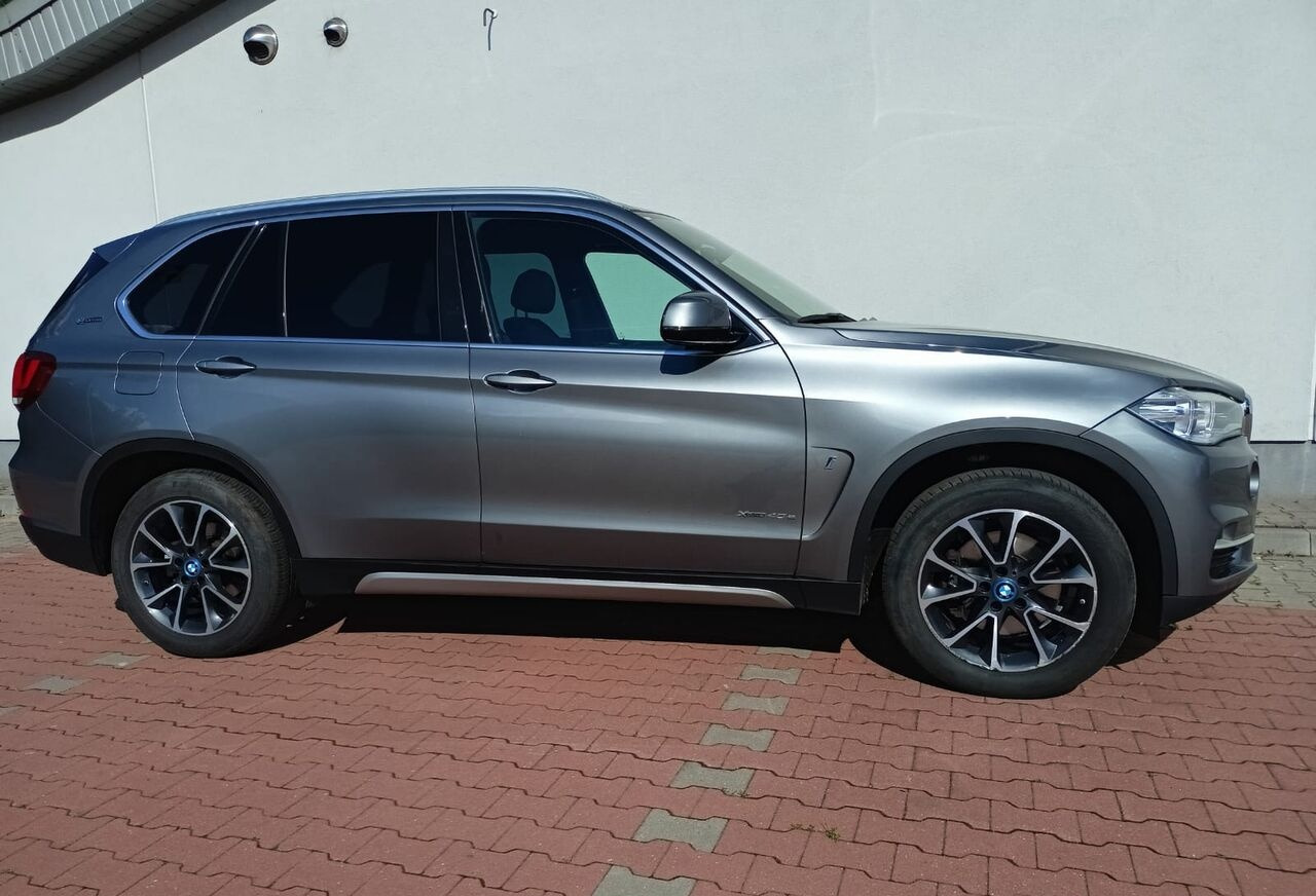 SUV BMW X5: picture 12
