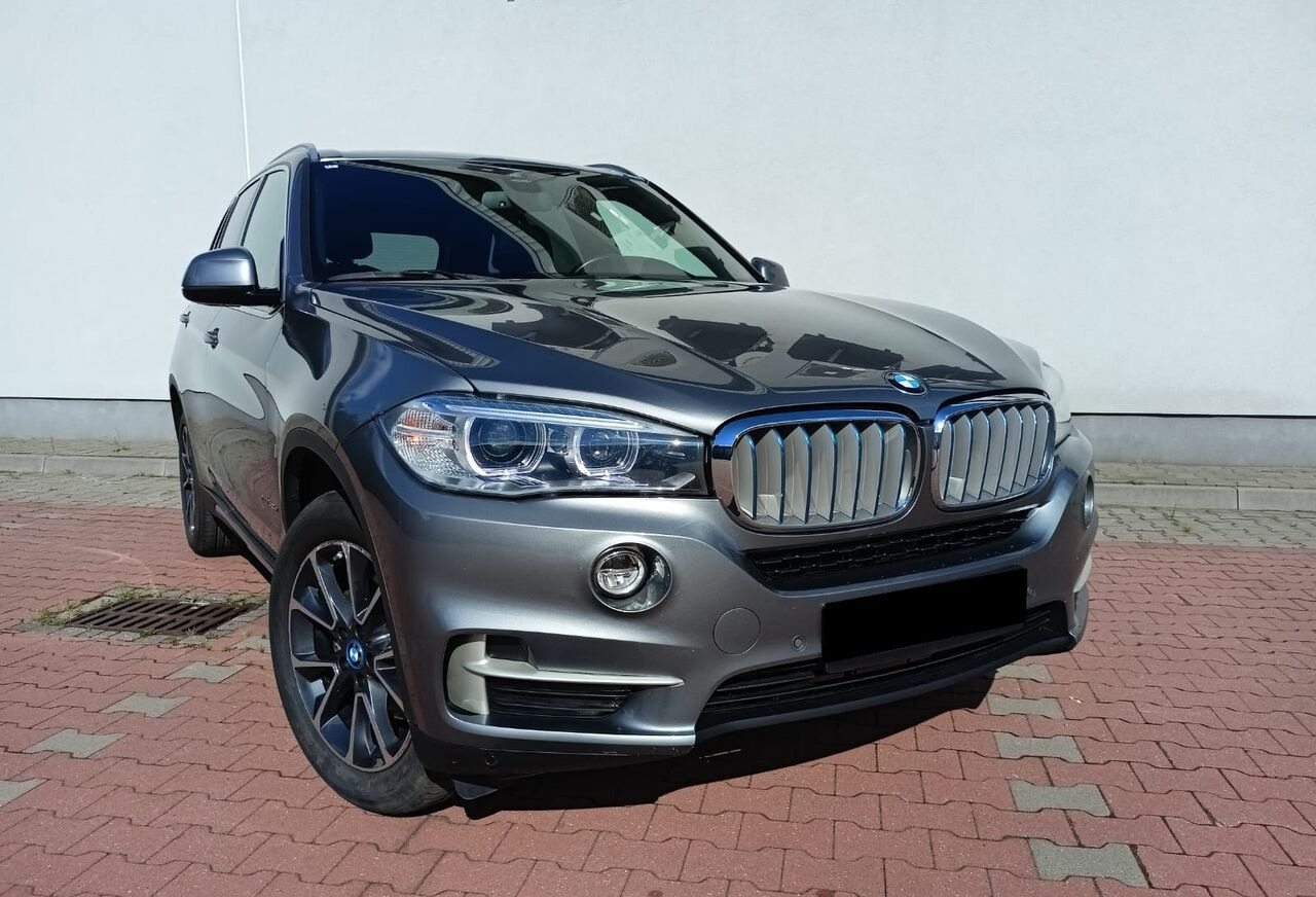 SUV BMW X5: picture 14
