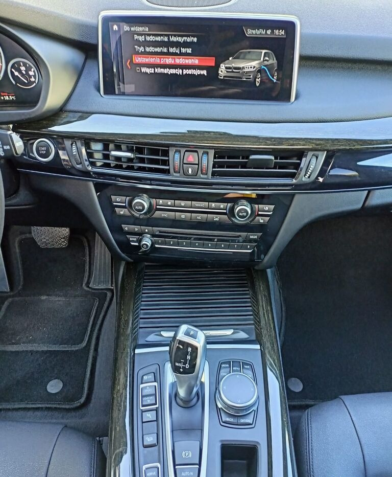 SUV BMW X5: picture 21