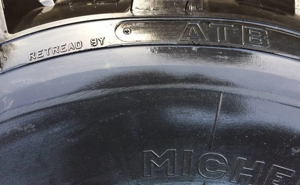 Michelin 525/65R20.5 XS - RECAP - Tire for Agricultural machinery: picture 5 Michelin 525/65R20.5 XS - RECAP - Tire for Agricultural machinery: picture 5