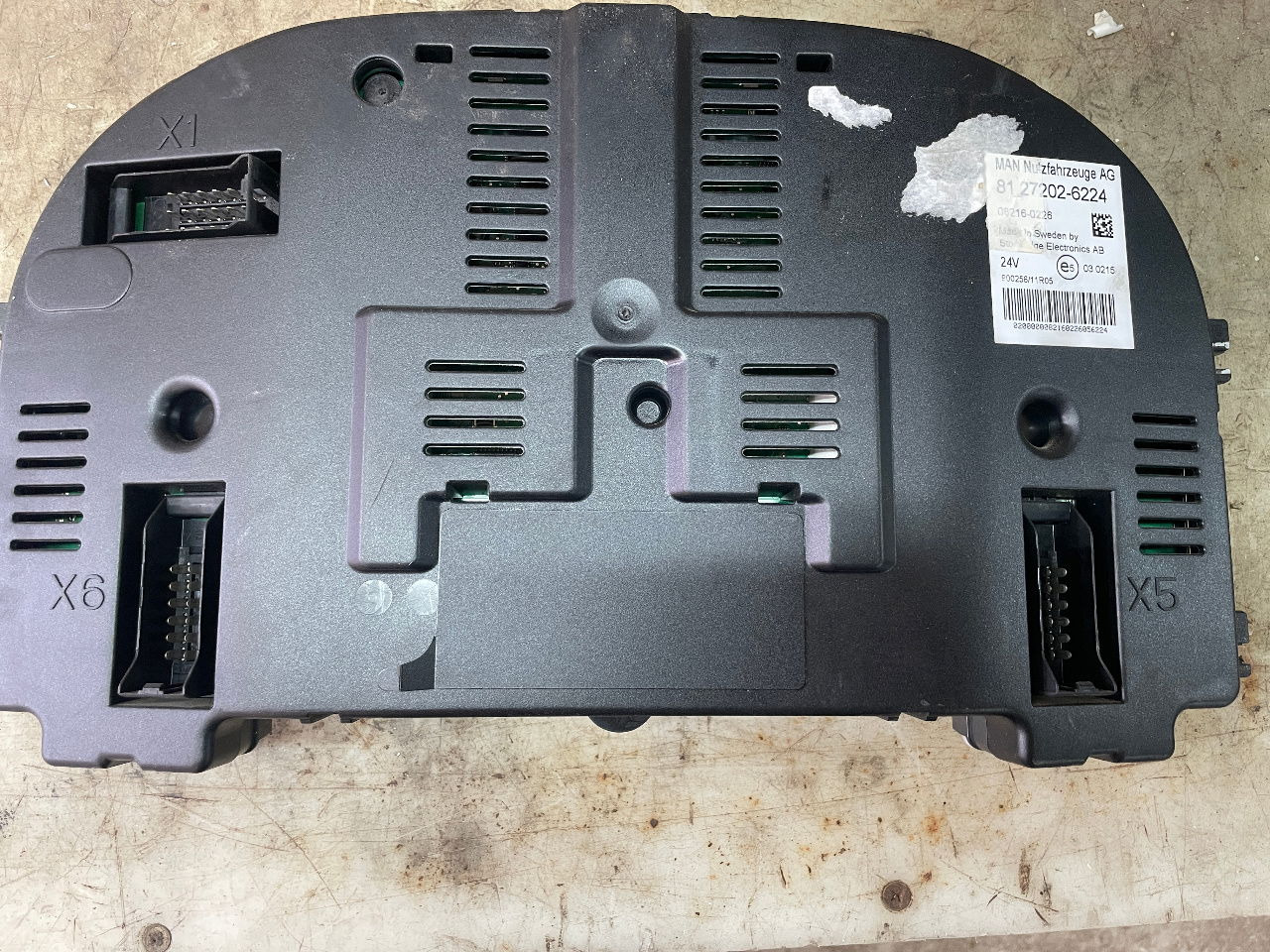 MAN MAN Lions City Kombiinstrument 81.272026224 81272026224  - Electrical system for Truck: picture 3 MAN MAN Lions City Kombiinstrument 81.272026224 81272026224  - Electrical system for Truck: picture 3
