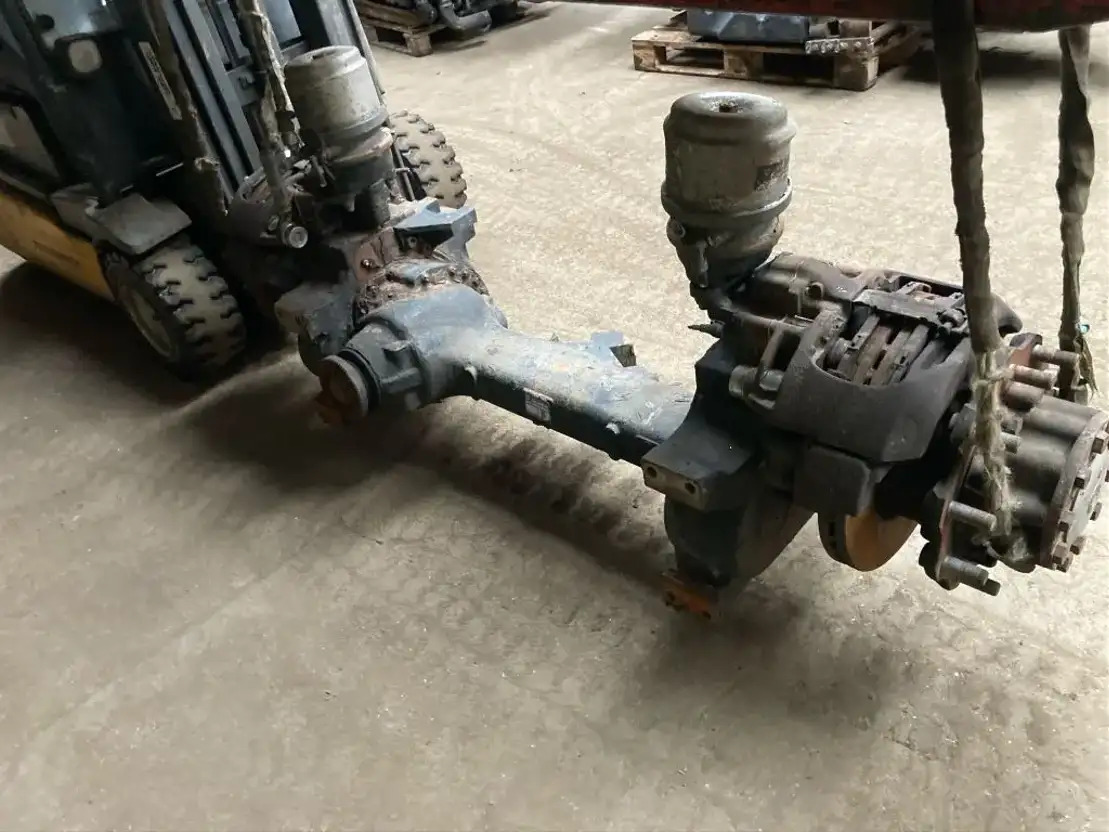 ZF Hinterachse Axis ZF AV132/90 5,13 4472036457 MAN Lions City A21  - Rear axle for Bus: picture 1 ZF Hinterachse Axis ZF AV132/90 5,13 4472036457 MAN Lions City A21  - Rear axle for Bus: picture 1