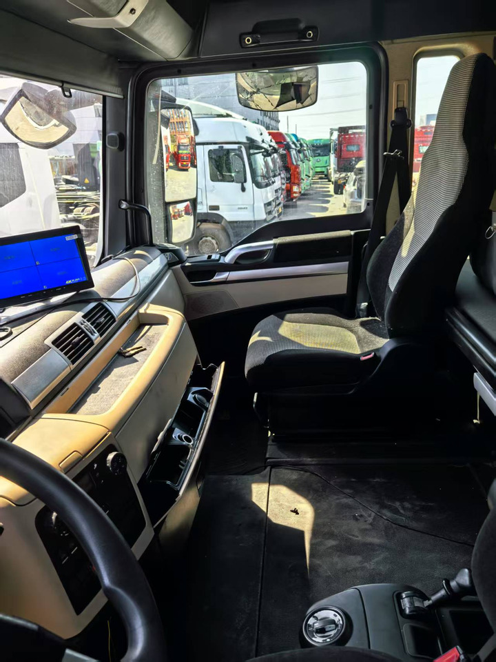 MAN tgx28.480 - Tractor unit: picture 4 MAN tgx28.480 - Tractor unit: picture 4