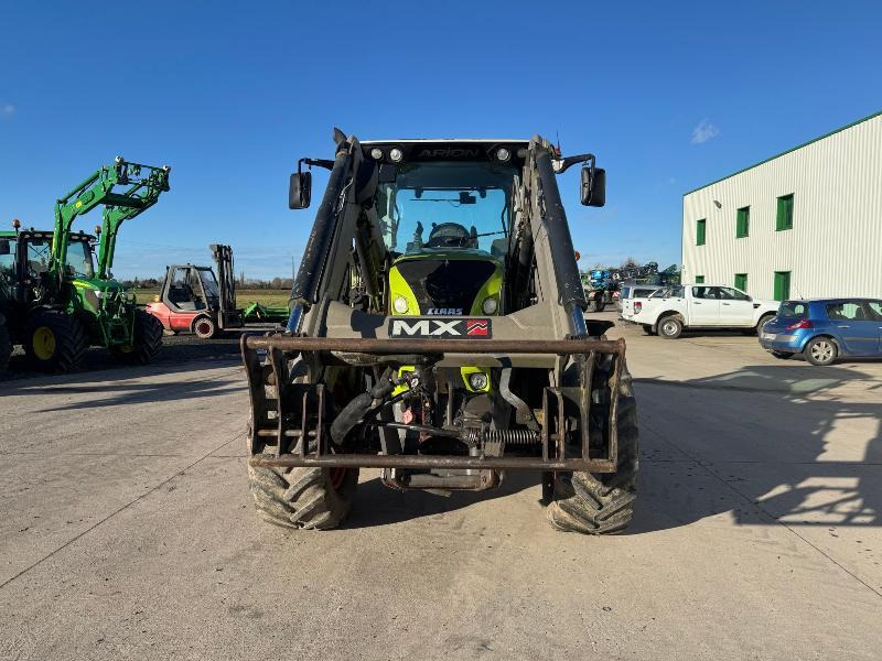 CLAAS ARION 520 - Farm tractor: picture 2 CLAAS ARION 520 - Farm tractor: picture 2
