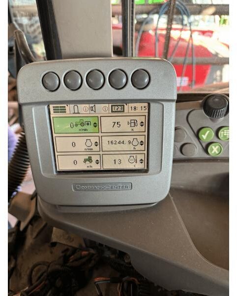 JOHN DEERE 6830 PREMIUM - Farm tractor: picture 3 JOHN DEERE 6830 PREMIUM - Farm tractor: picture 3