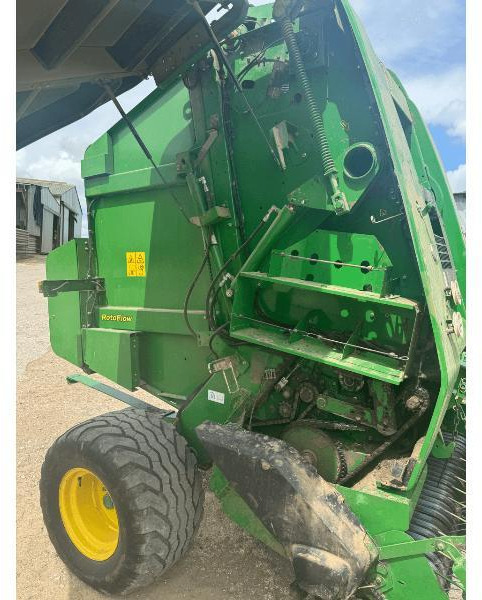 JOHN DEERE 864 - Round baler: picture 3 JOHN DEERE 864 - Round baler: picture 3
