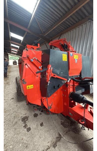 KUHN ALTOR 4560 - Feed mixer: picture 2 KUHN ALTOR 4560 - Feed mixer: picture 2
