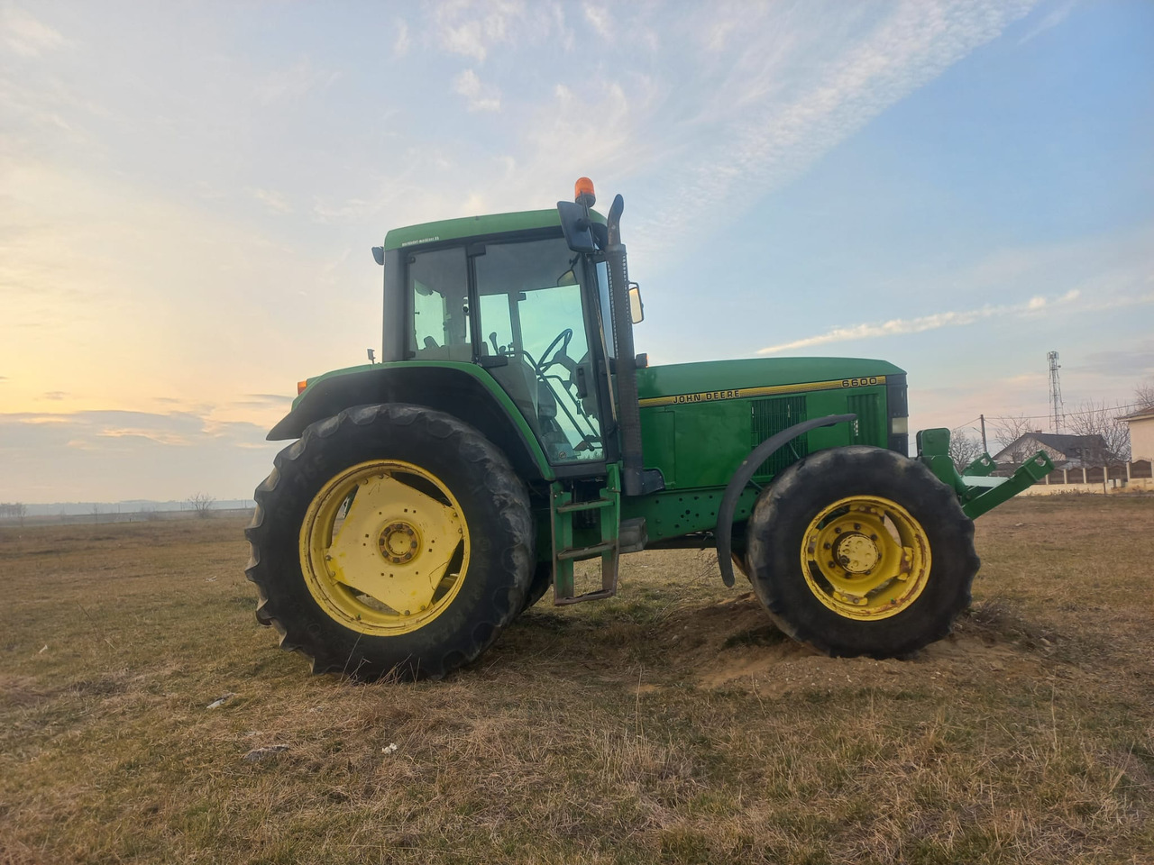 Farm tractor JOHN DEERE 6600 TRACTOR: picture 9