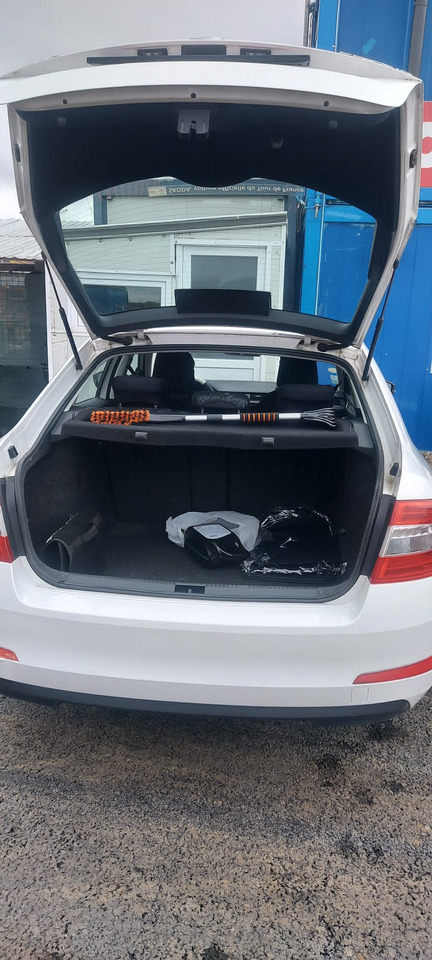 Sedan SKODA OCTAVIA: picture 10