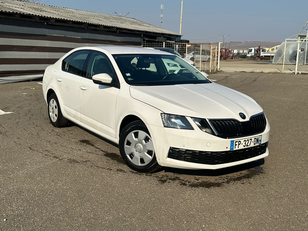 SKODA OCTAVIA - Car: picture 1 SKODA OCTAVIA - Car: picture 1
