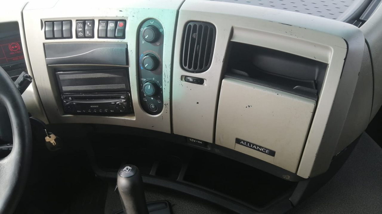 Tractor unit Renault PREMIUM 450 DXI, Manual ZF: picture 11