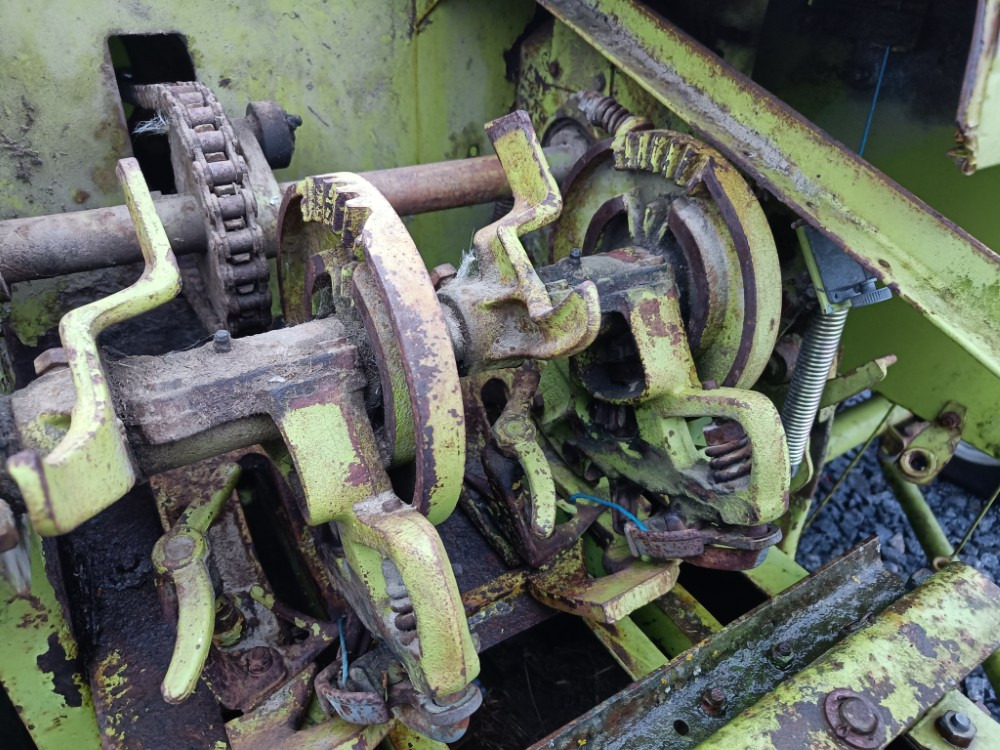 CLAAS Markant 50 sitoja - Square baler: picture 2 CLAAS Markant 50 sitoja - Square baler: picture 2