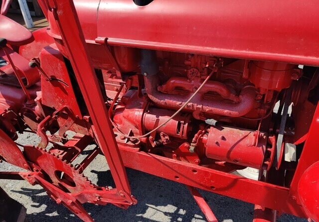 Farm tractor Massey Harris Traktori - bensiini: picture 10