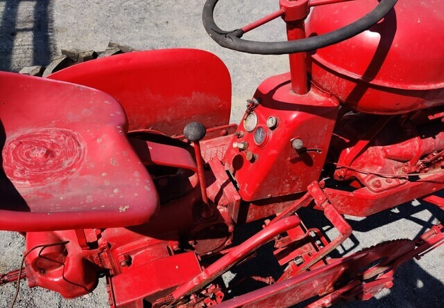 Farm tractor Massey Harris Traktori - bensiini: picture 12