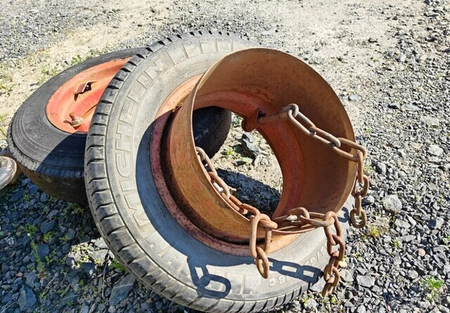Paripyörät puimuriin 16 tuumaa - Wheel and tire package for Agricultural machinery: picture 3 Paripyörät puimuriin 16 tuumaa - Wheel and tire package for Agricultural machinery: picture 3