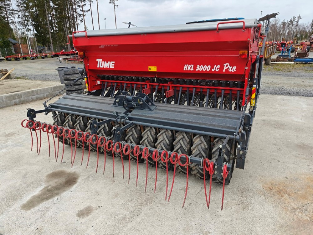 Tume HKL 3000 JC Pro Täyskiekkokone - Combine seed drill: picture 5 Tume HKL 3000 JC Pro Täyskiekkokone - Combine seed drill: picture 5