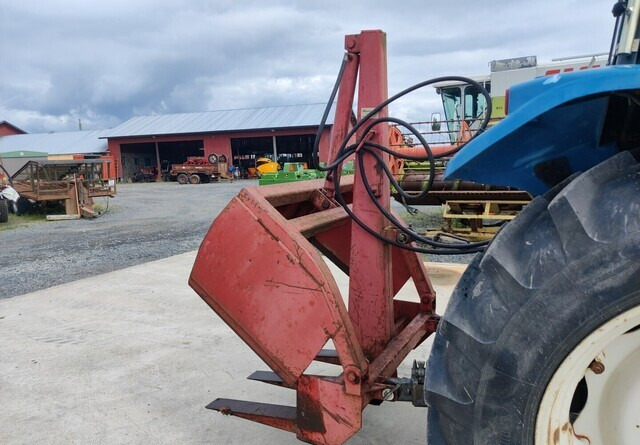 Varmo 400 rehuleikkuri - VIDEO - Silage equipment: picture 4 Varmo 400 rehuleikkuri - VIDEO - Silage equipment: picture 4