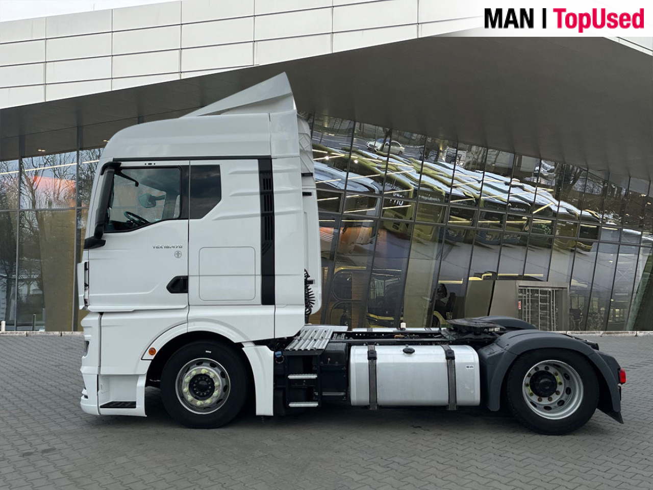 MAN TGX 18.470 4x2 LL SA - Tractor unit: picture 2 MAN TGX 18.470 4x2 LL SA - Tractor unit: picture 2