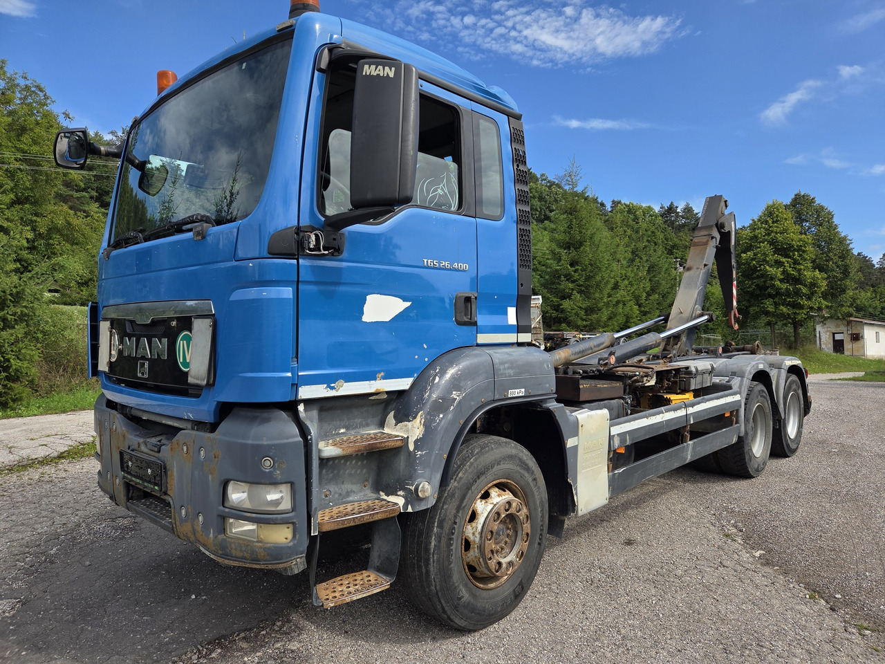 MAN TGS 26.400 6X4BB 20 TON abrollkipper - Hook lift truck: picture 1 MAN TGS 26.400 6X4BB 20 TON abrollkipper - Hook lift truck: picture 1