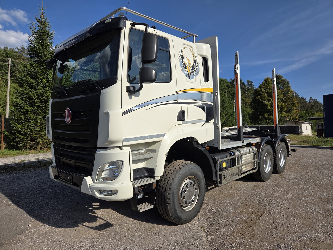 TATRA T158 - 510 PS 8P6R33 PHOENIX 6x6 - Timber truck: picture 1 TATRA T158 - 510 PS 8P6R33 PHOENIX 6x6 - Timber truck: picture 1